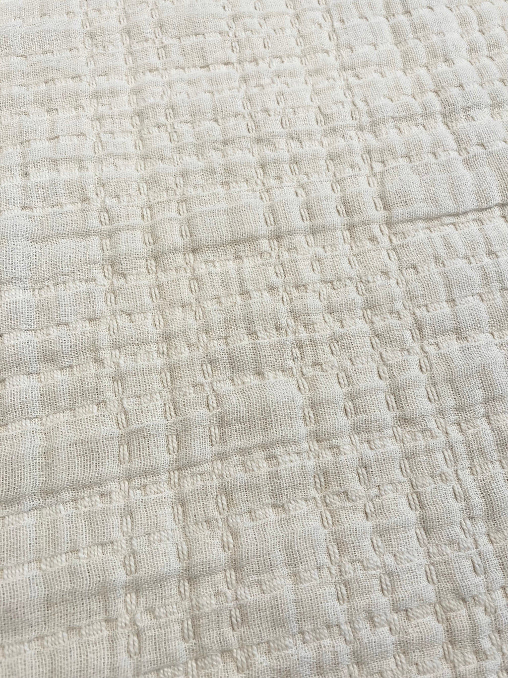 Merchant & Mills: Soft Stitch Ecru Quilted Jacquard Cotton