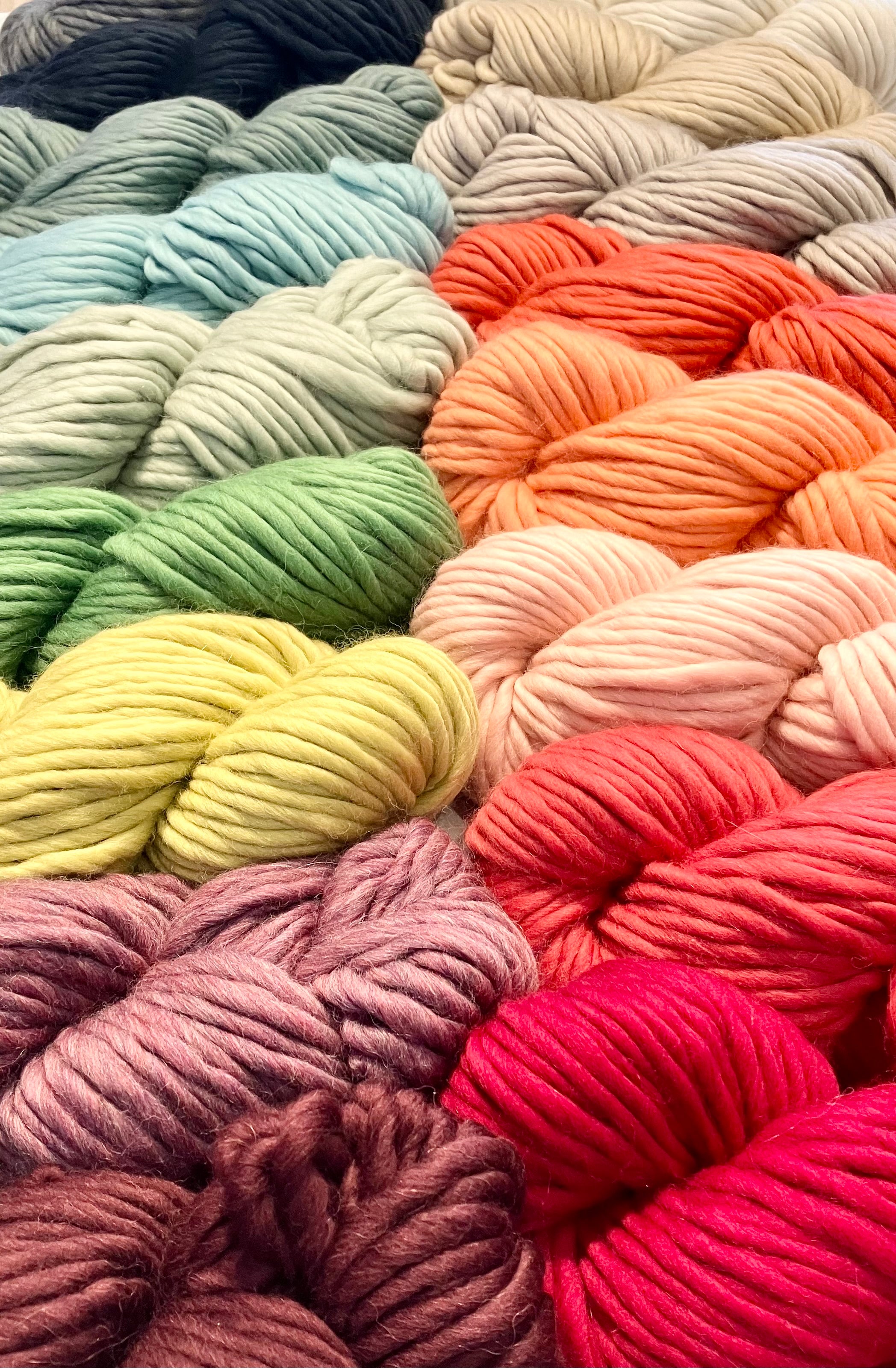 Mrs Moon - Plump Superchunky Yarn