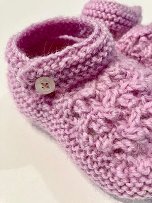 Hand-knitted Baby Shoes - 100% baby merino wool - Pink