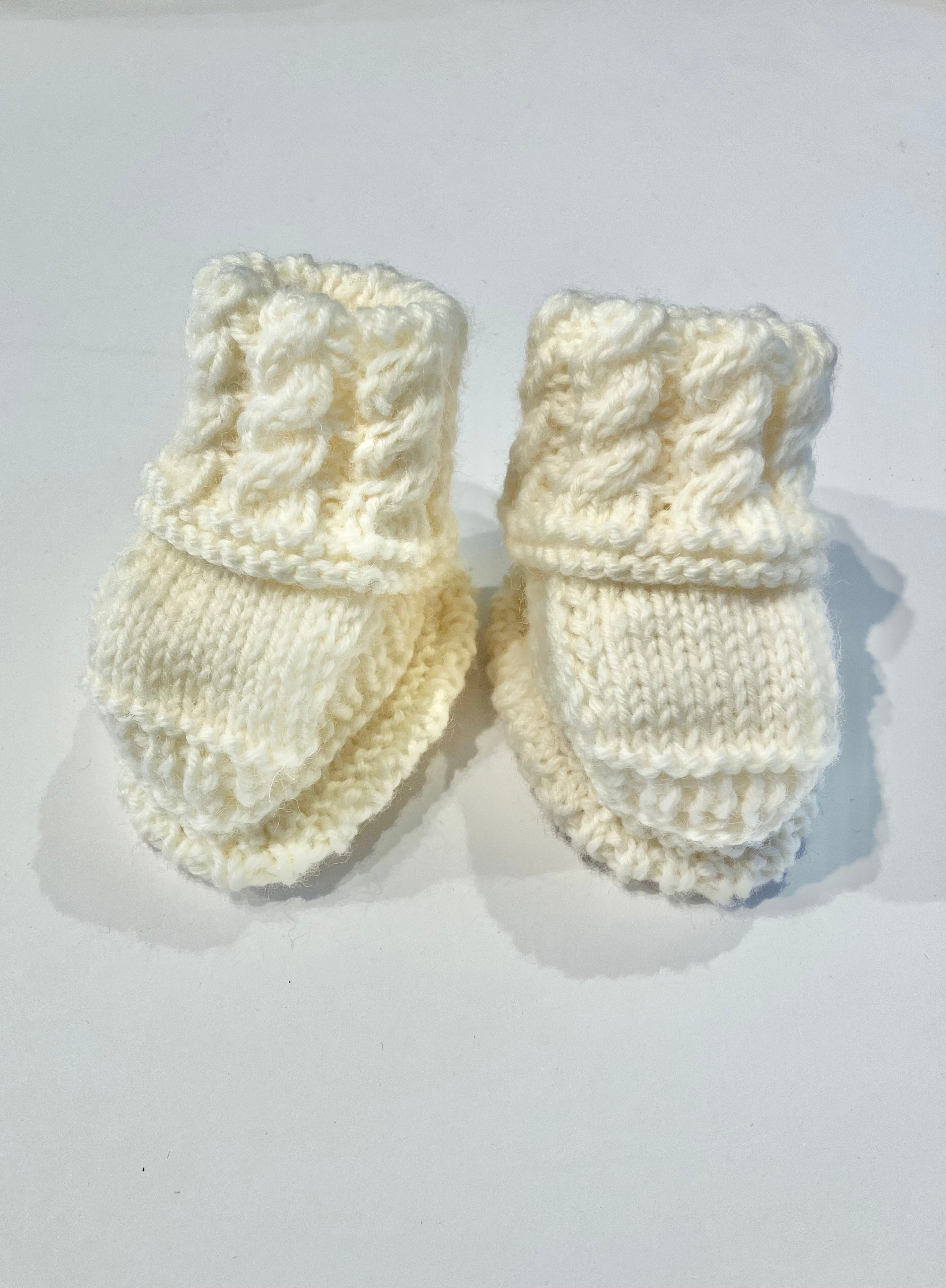 Hand-knitted Baby Booties - 100% baby merino wool - Cream