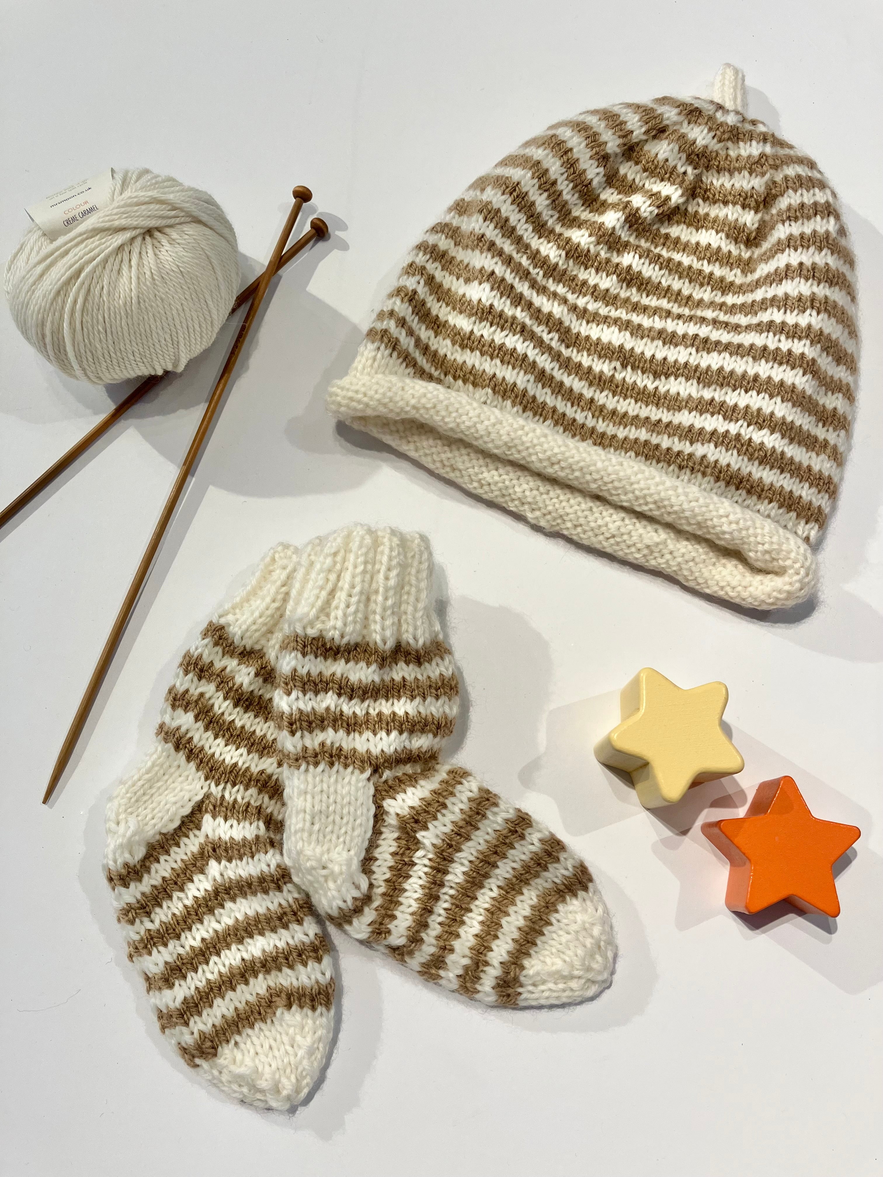 Baby Socks & Beanie Set: Brown/Cream