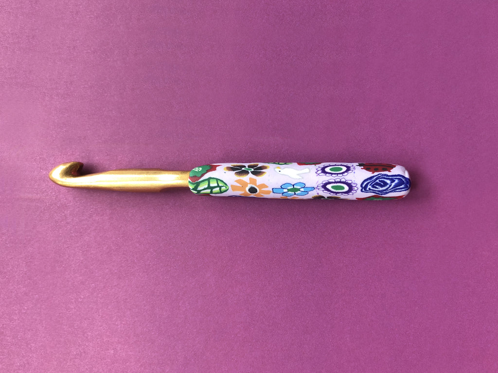 Aluminum crochet hook