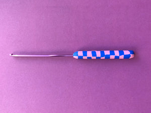 Aluminum crochet hook