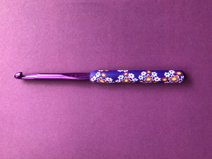 Aluminum crochet hook