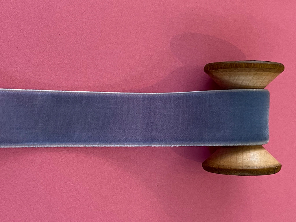 Italian Velvet Ribbon: vintage blue