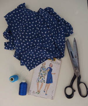 Vintage Dress Kit: Geometric print