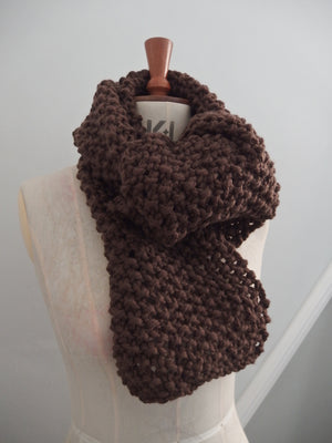 Big Scarf - Extraordinarily soft 100% wool - Chocolate Brown