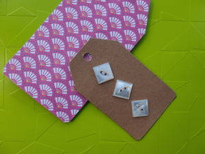 Vintage Button: Pearl