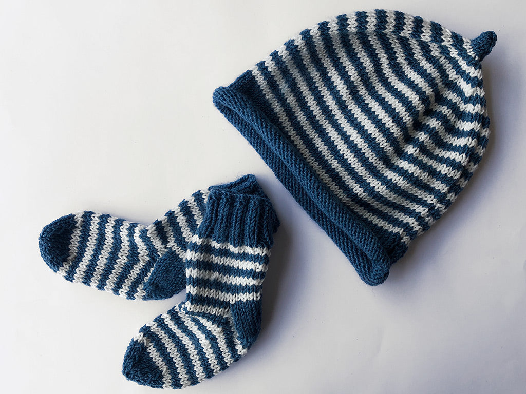 Baby Socks & Beanie Set: Petrol Blue/White