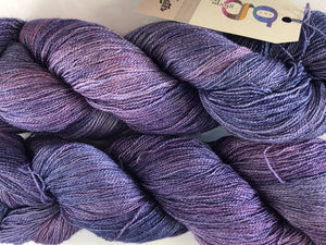 Fyberspates Gleem Lace: Blueberry