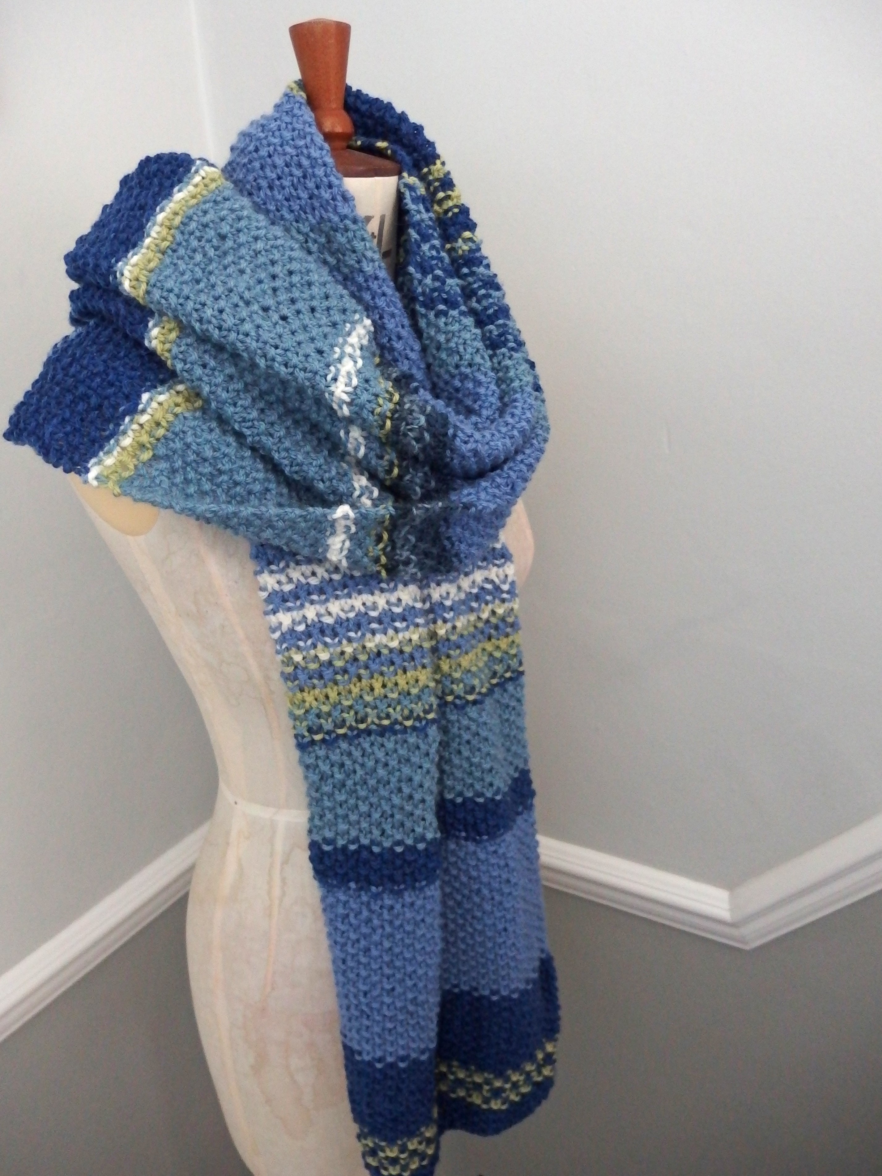 Scarf - Extraordinarily soft 100% Wool: Blue and Green Stripes