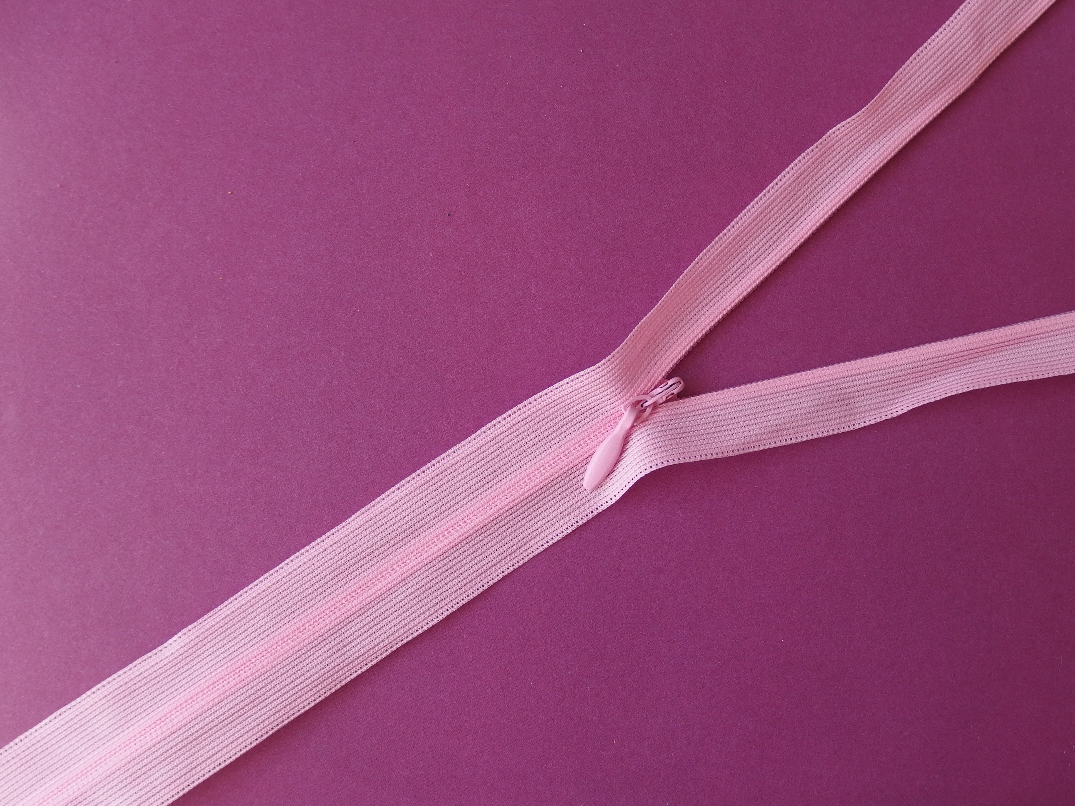 Concealed Zip: Baby Pink