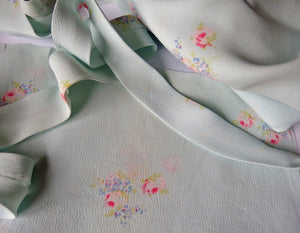 Vintage Dress-making Kit: Floral Dress
