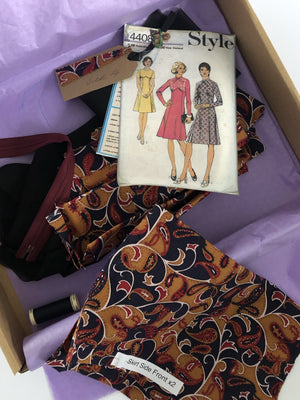 Vintage dress-making kit