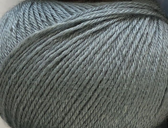 Milburn 4ply Yarn: Eden Cottage Yarns