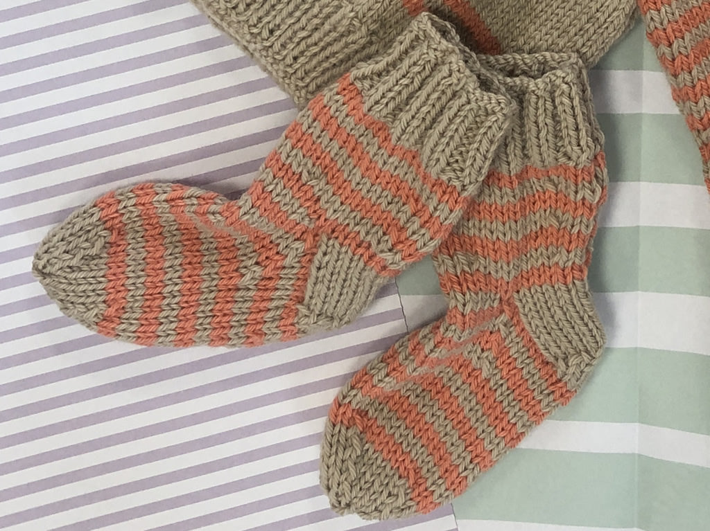 Baby cardigan and socks set