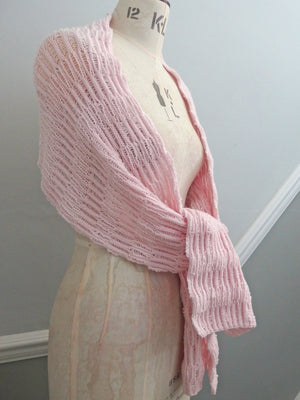 Scarf - Extraordinarily soft 100% Baby Merino Wool: Pale Pink