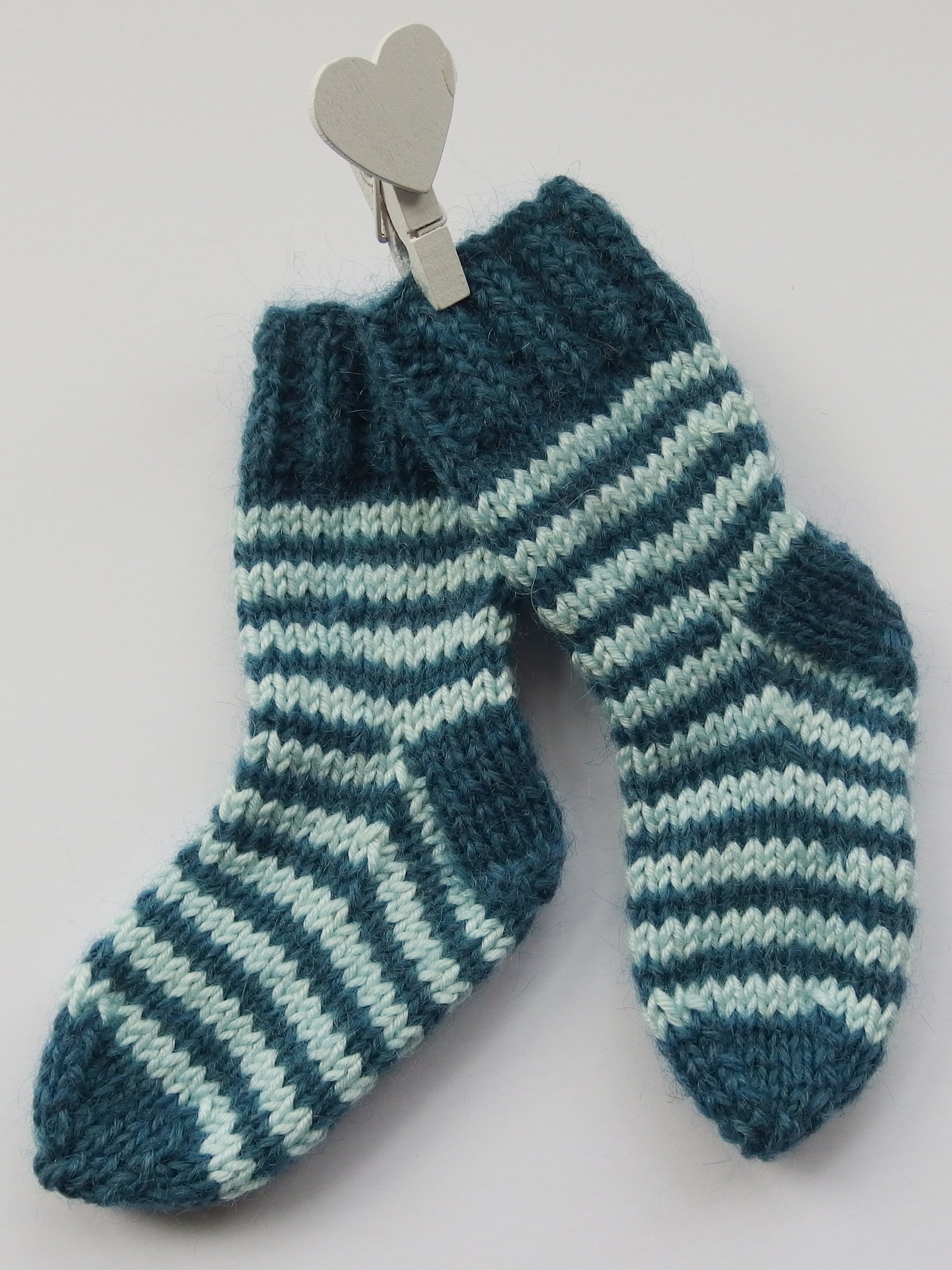 Baby Socks - made using 100% baby merino wool: green & mint