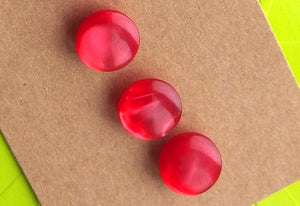 Vintage Buttons: Red