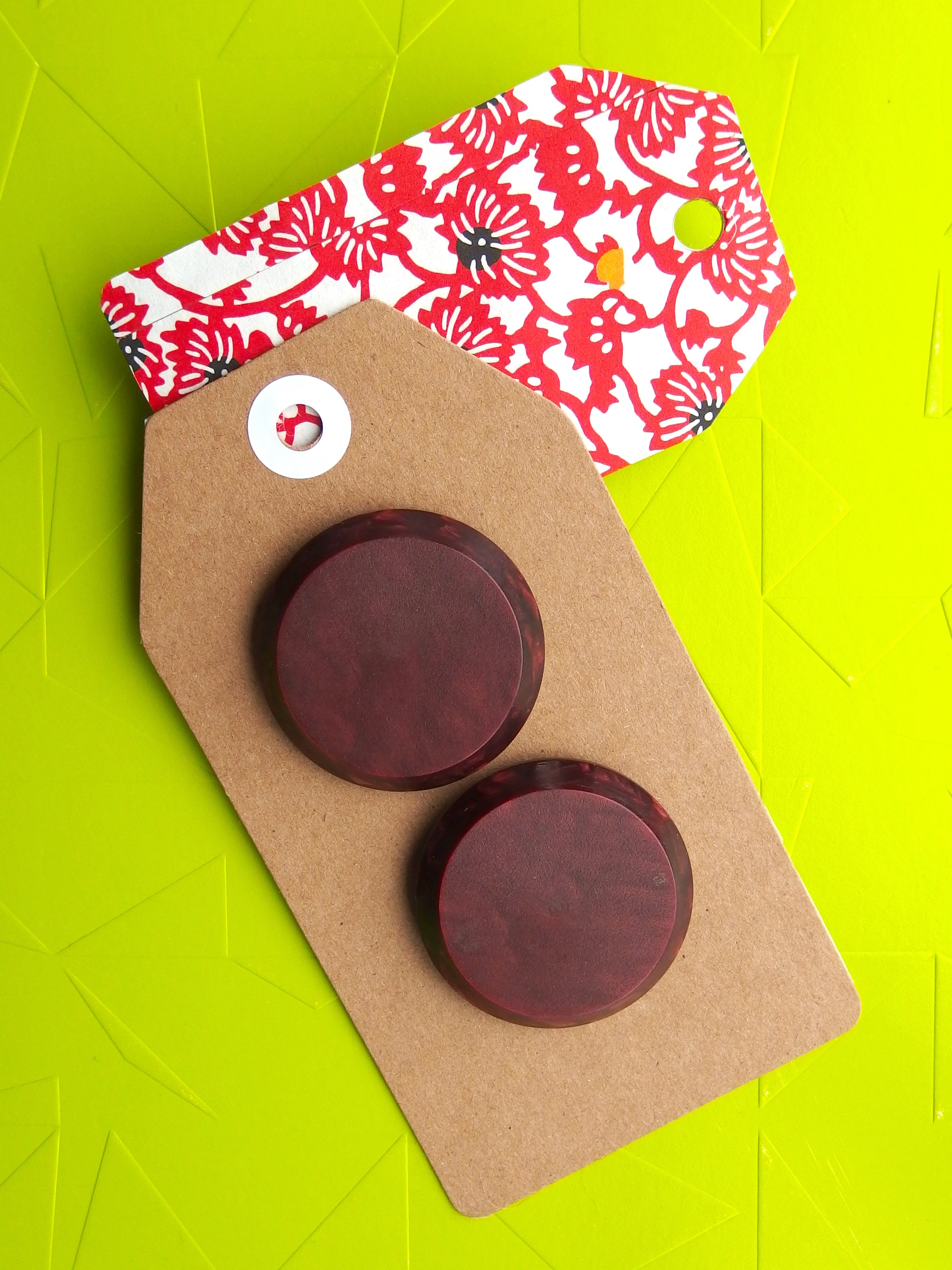 Vintage Buttons: brown