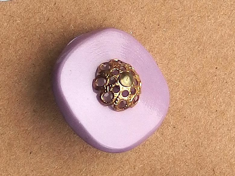 Vintage Buttons: purple