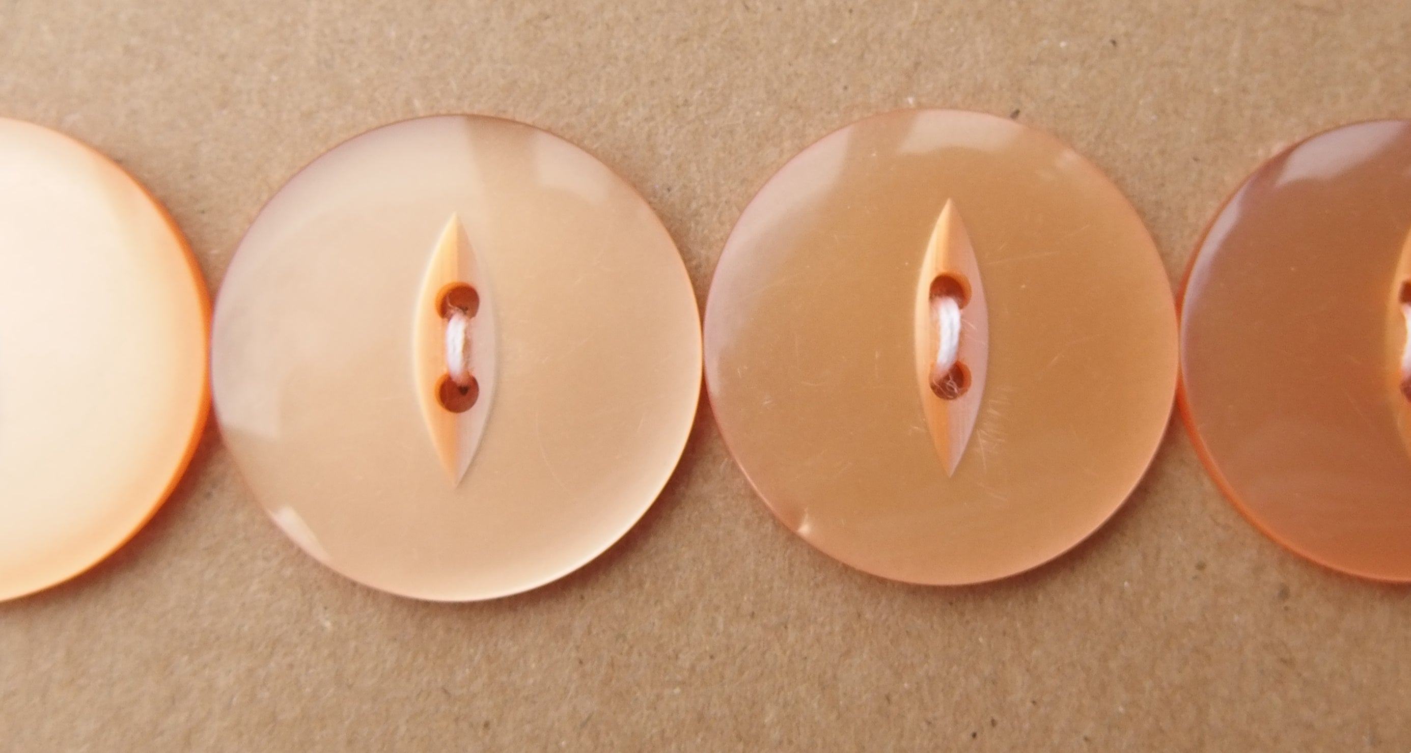 Vintage Buttons: peach