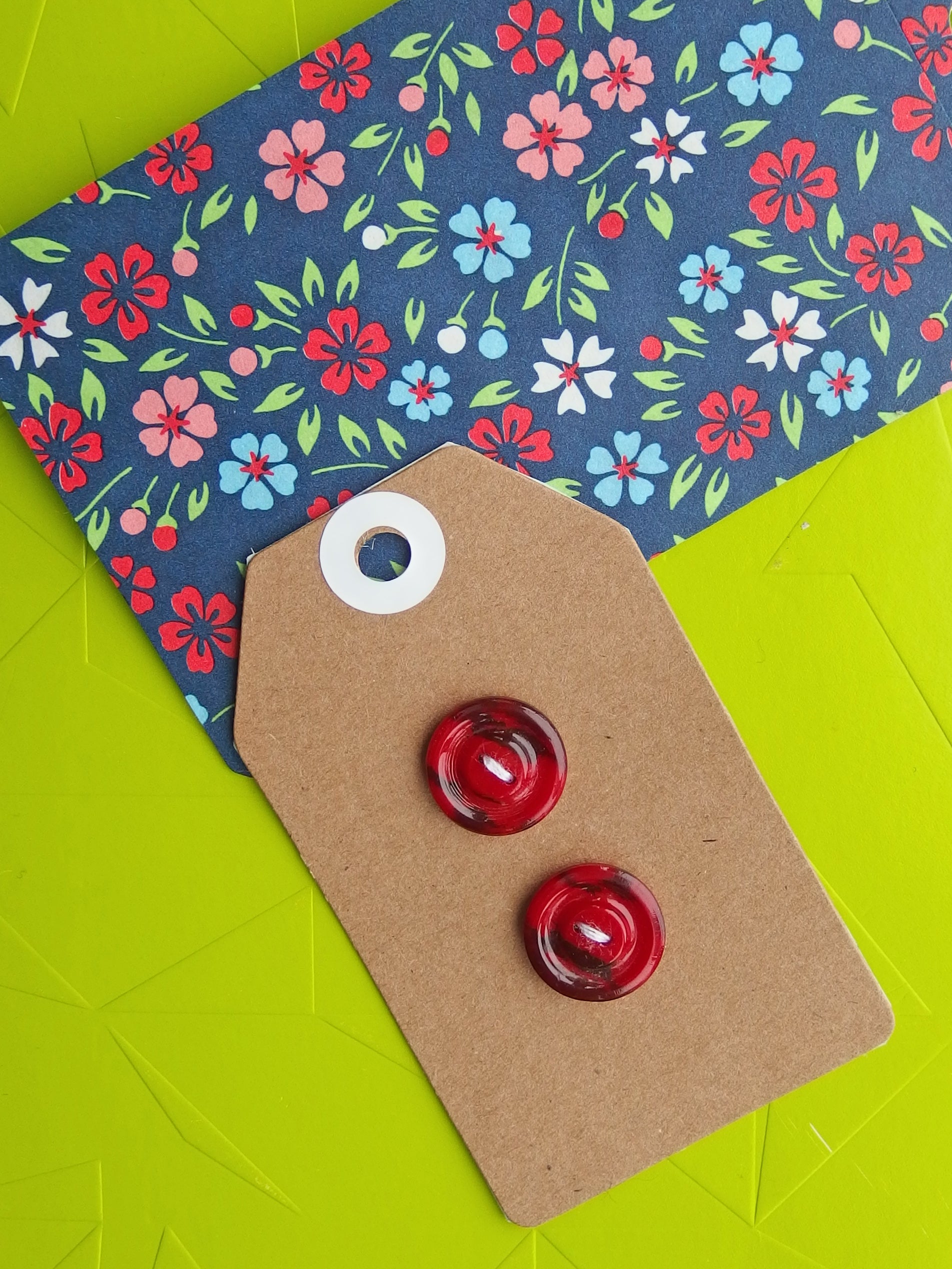 Vintage Buttons: red