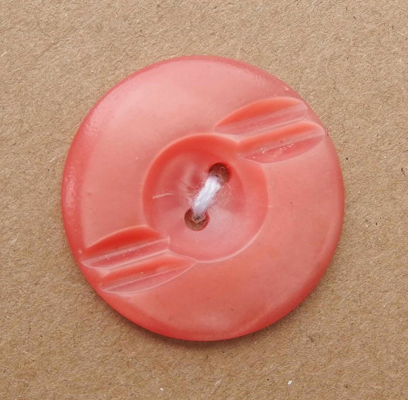 Vintage Button: orange