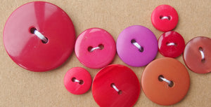 Vintage Buttons: mixed reds