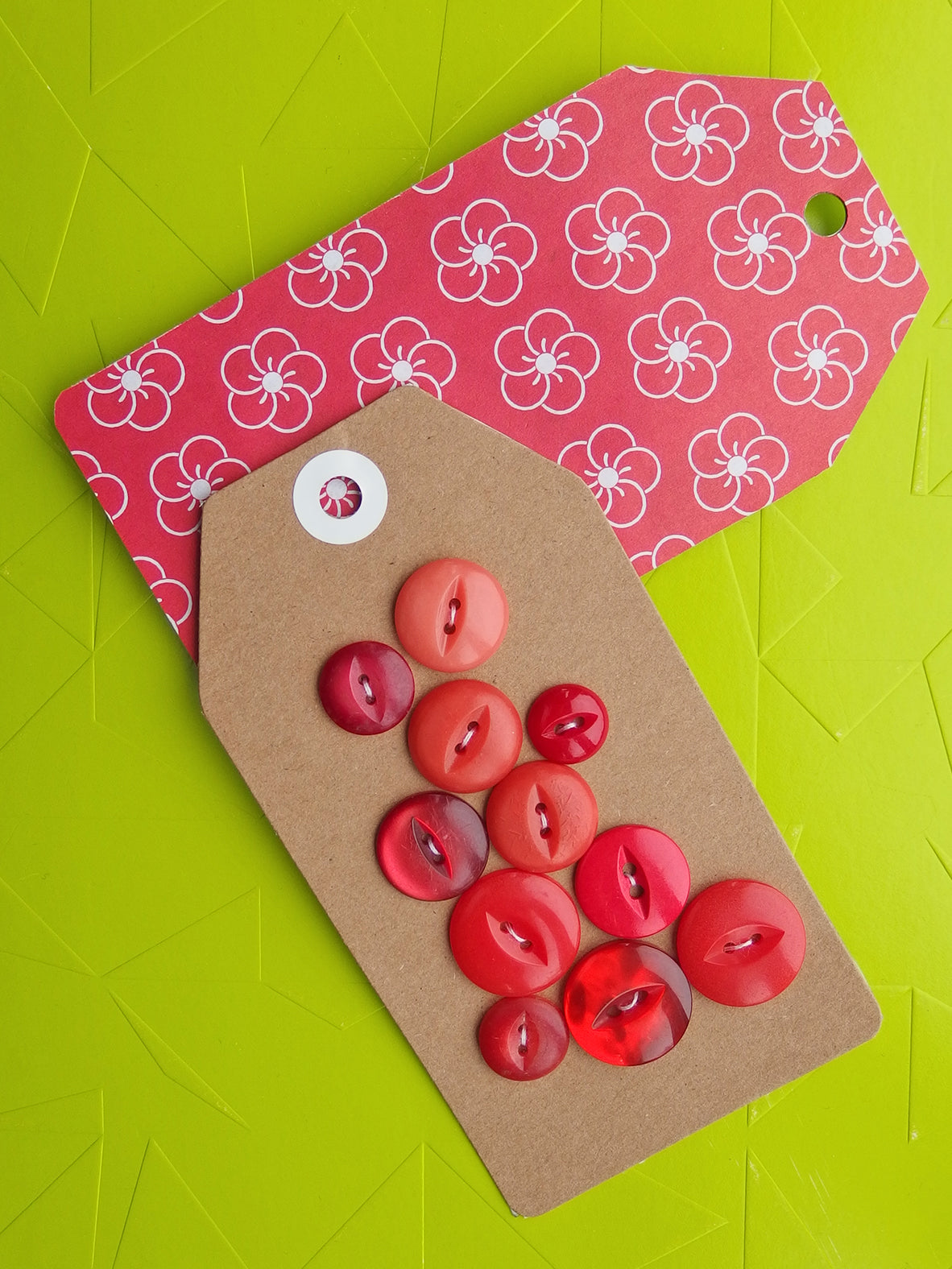 Vintage Buttons: mixed reds