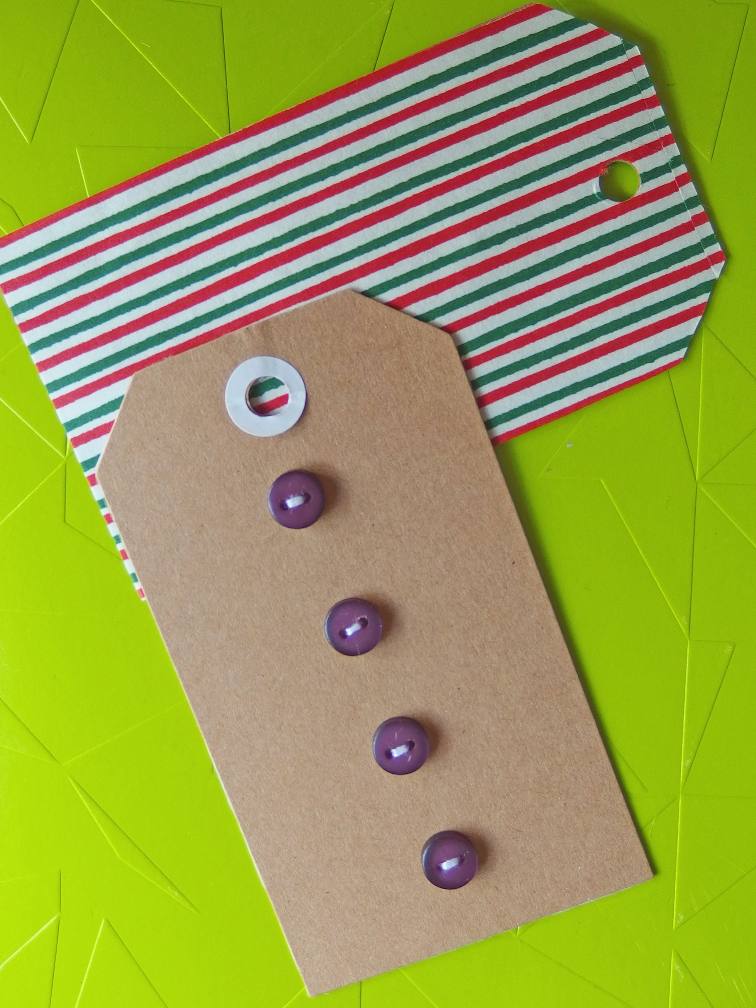Vintage Buttons: Purple