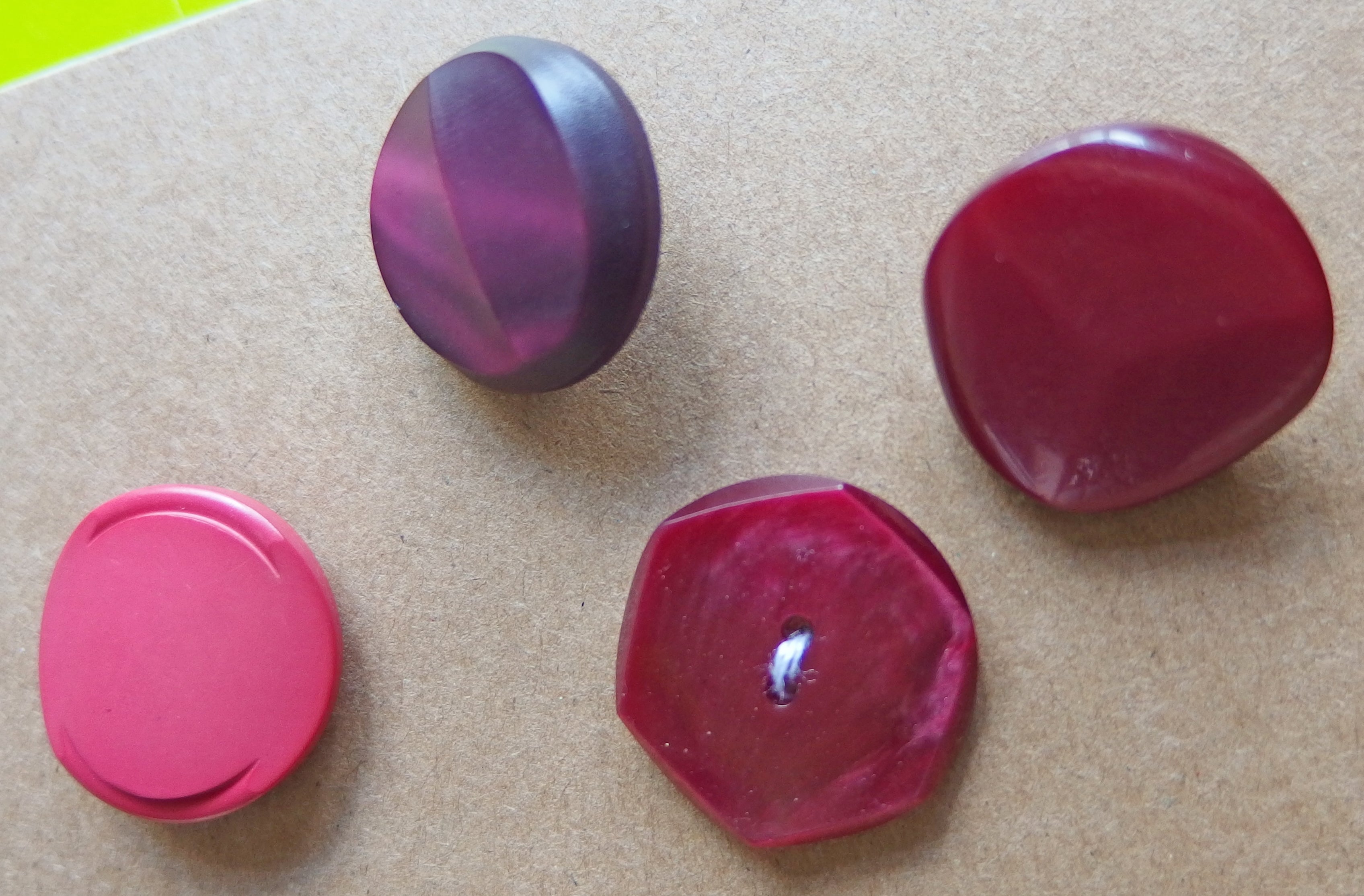 Vintage Buttons: Tones of Purple