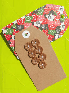 Vintage Buttons: Yellow ochre