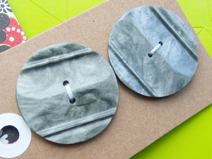 Vintage Buttons: Silver green