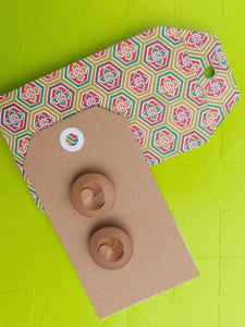 Vintage Buttons: Yellow ochre