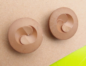 Vintage Buttons: Yellow ochre