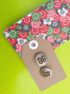 Vintage Buttons: Silver