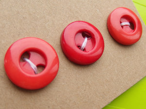 Vintage Buttons: Red