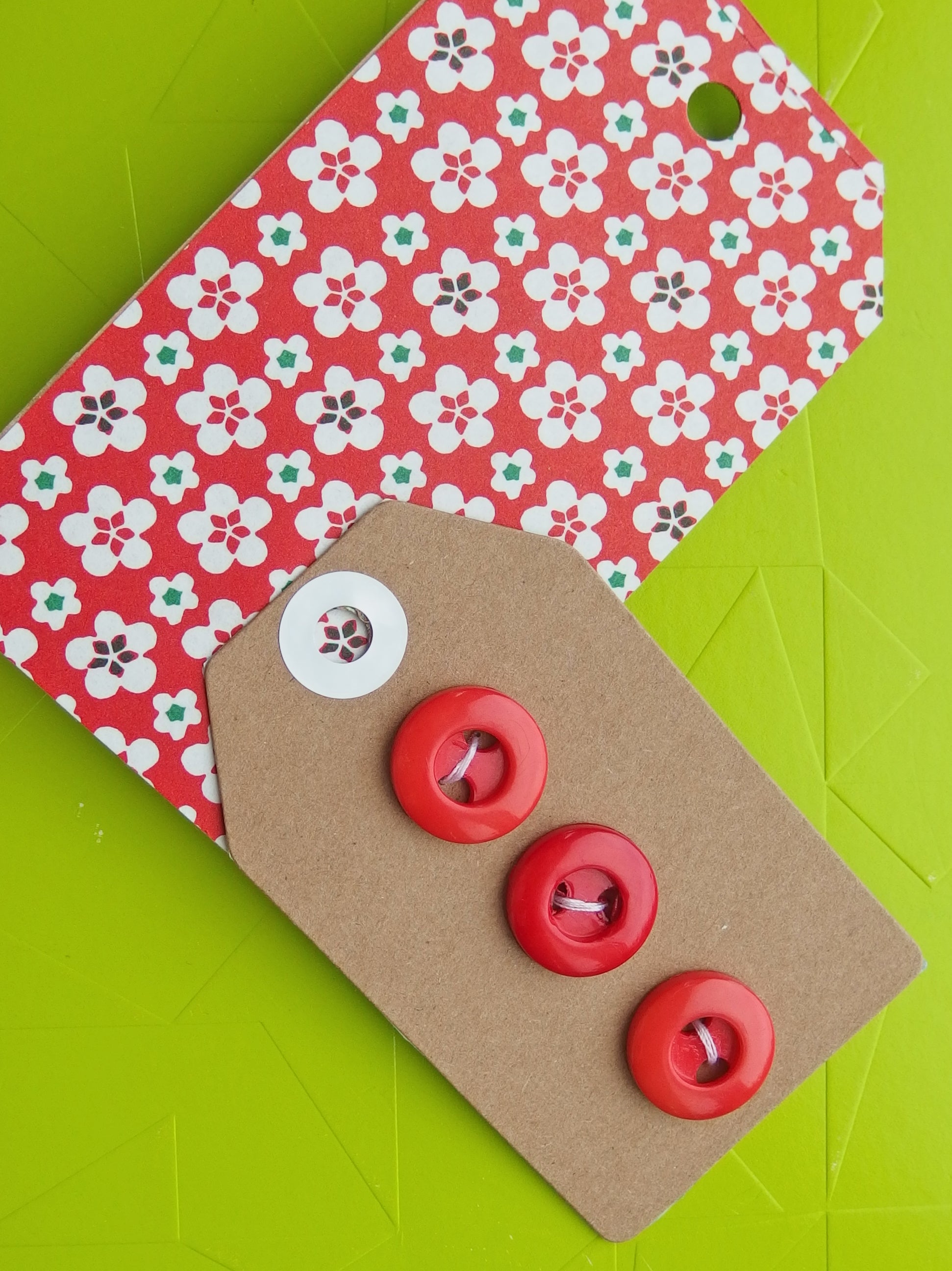 Vintage Buttons: Red