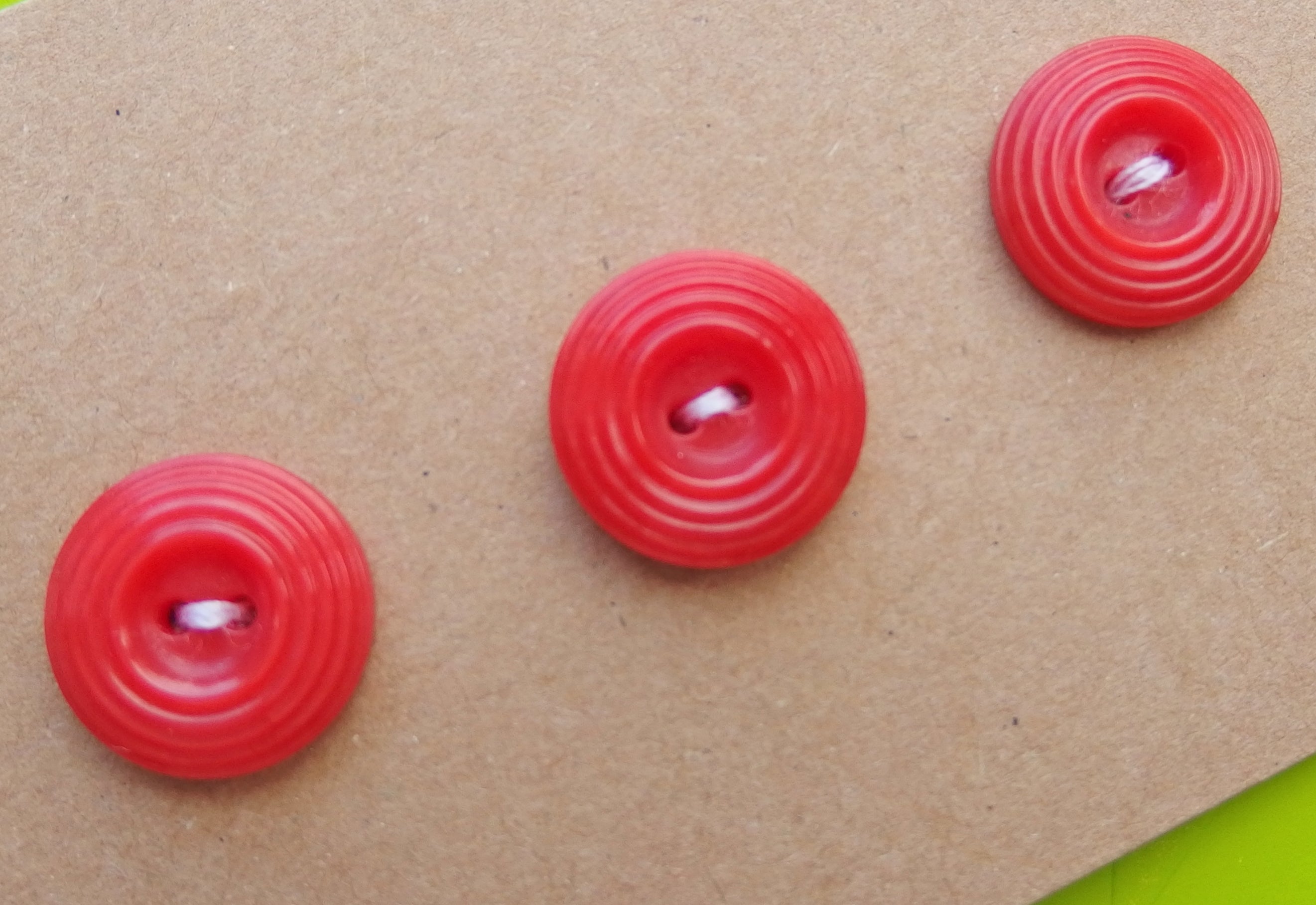 Vintage Buttons: Red