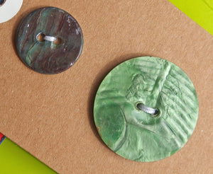 Vintage Buttons: Green