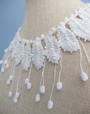 Vintage lace collar