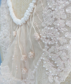 Vintage lace collar