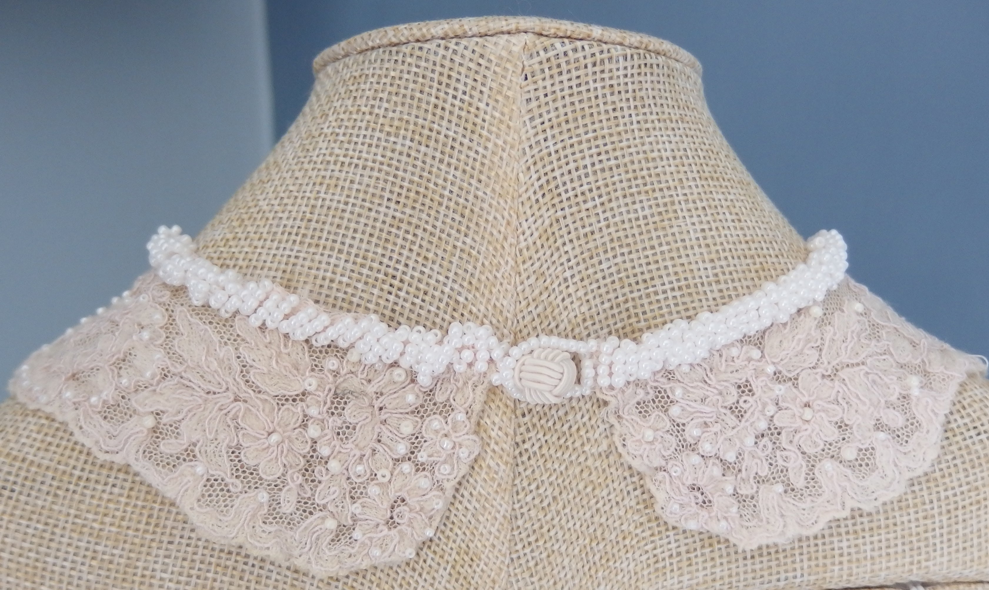 Vintage lace collar