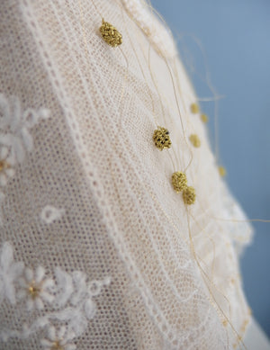 Vintage lace collar