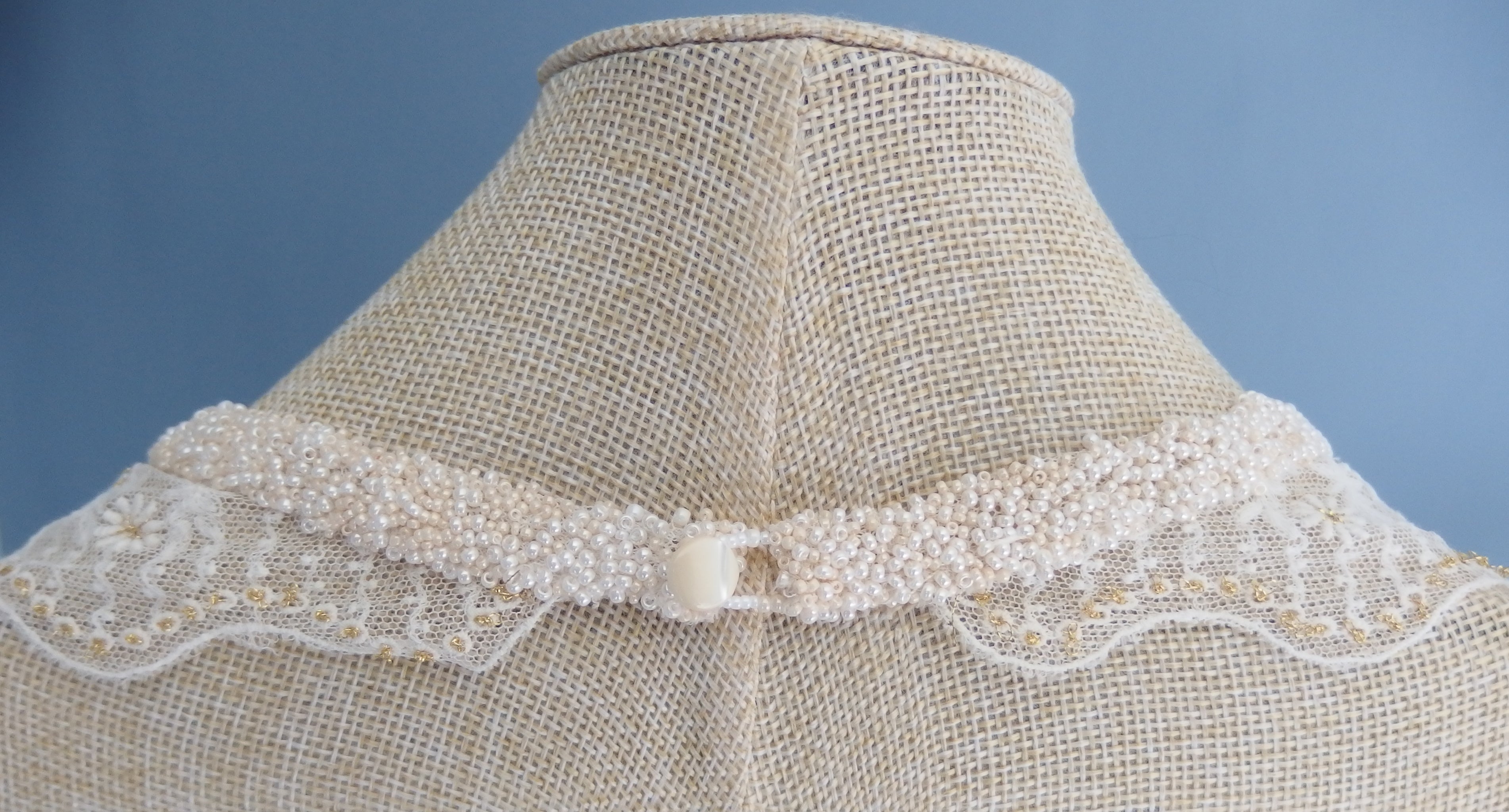 Vintage lace collar