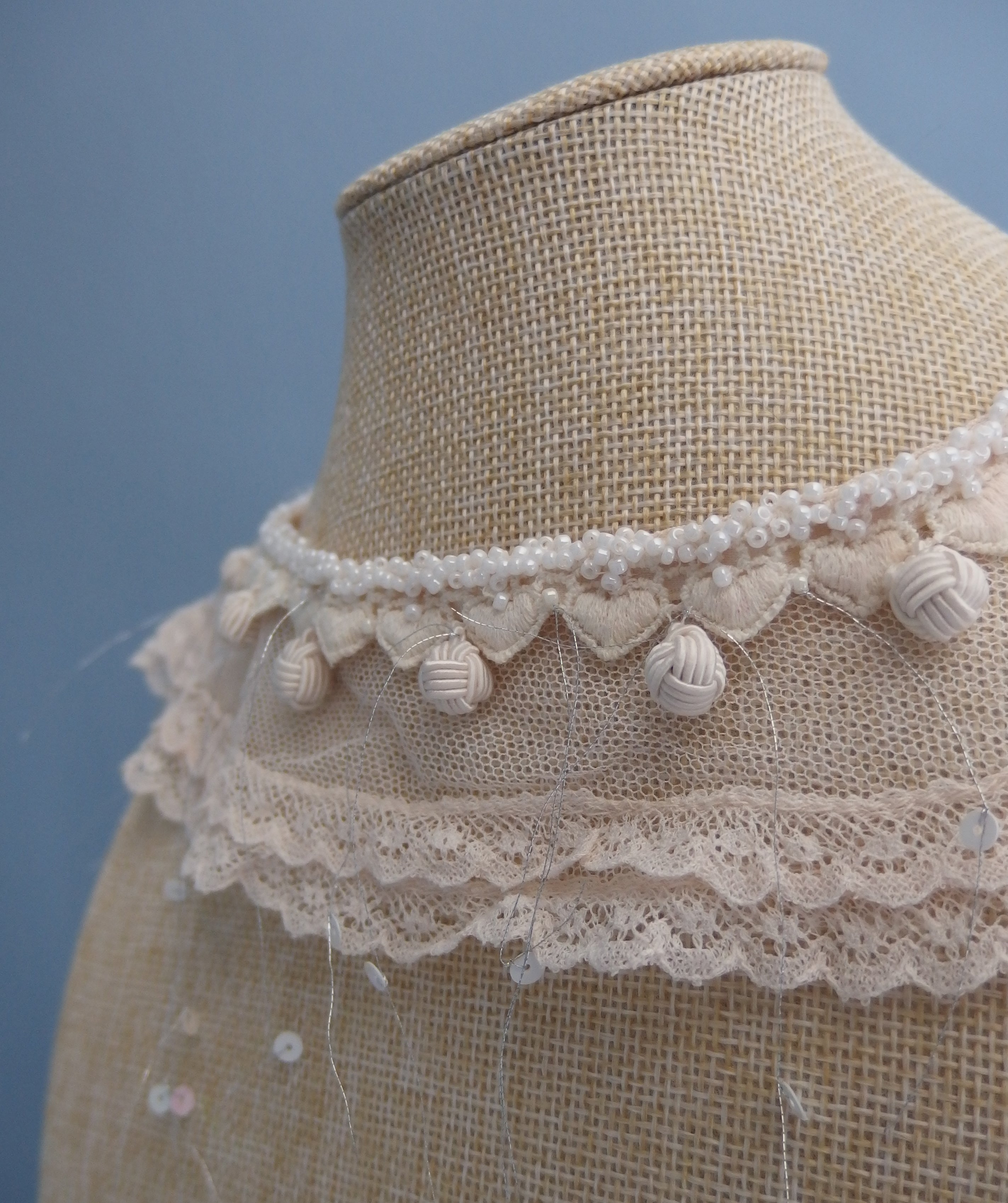 Vintage lace collar