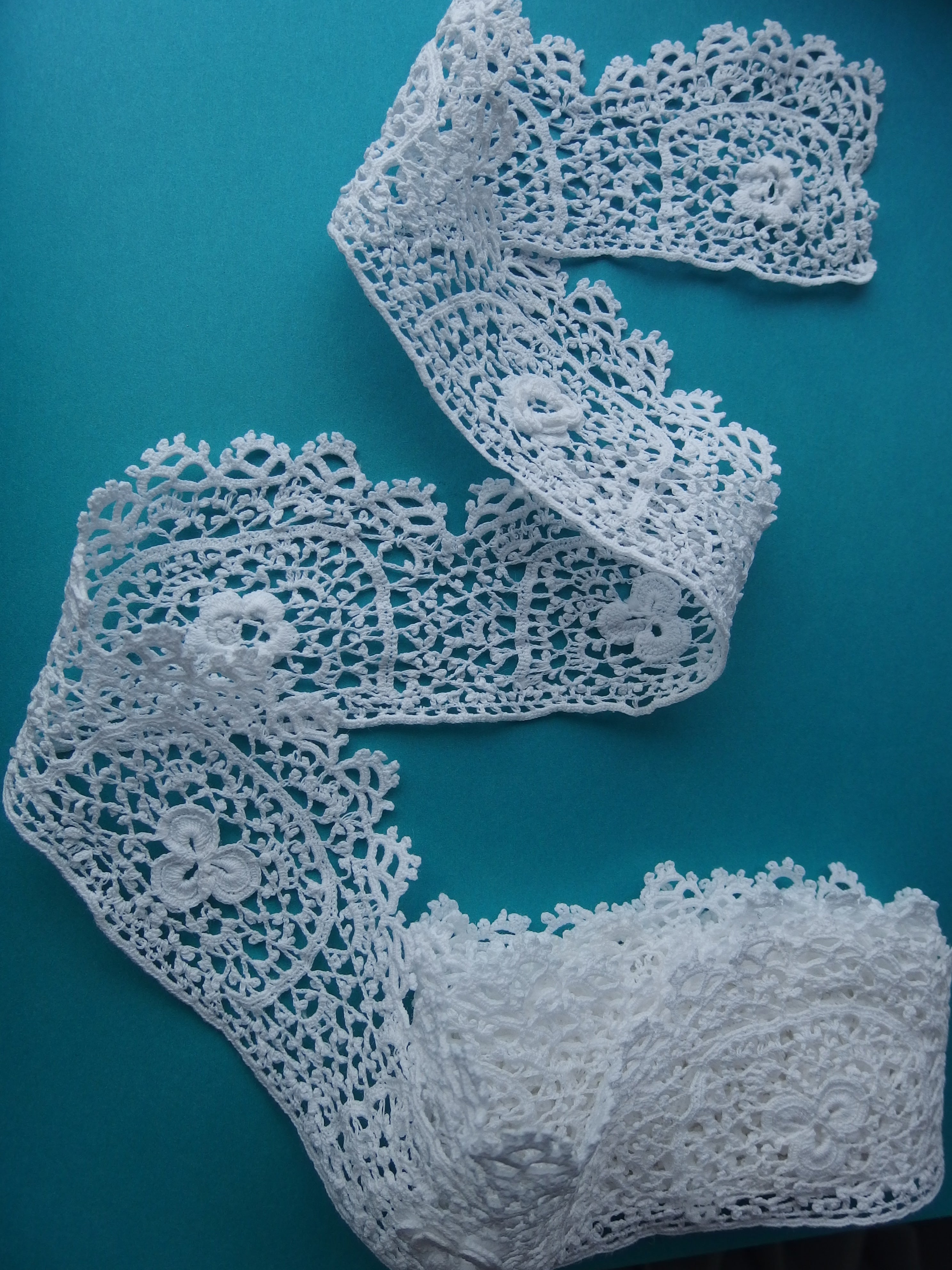 Vintage lace length - white