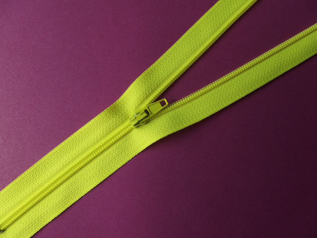 Nylon closed end Zip: 40cm flouro Yellow